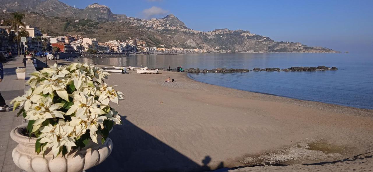 Donna Sicilia 2 Apartment Giardini Naxos Ngoại thất bức ảnh